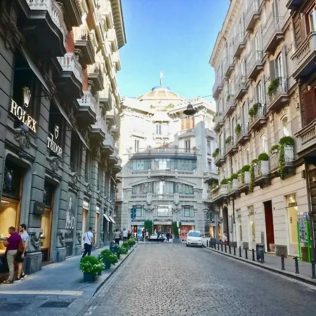 Couette-café Rodino 24 Naples